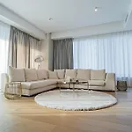 Apartament One Mircea Eliade Apartments With City & Park Views *