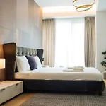 One Mircea Eliade Apartments With City & Park Views *