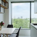 One Mircea Eliade Apartments With City & Park Views * Bucureşti