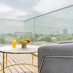 One Mircea Eliade Apartments With City & Park Views Apartament Bucureşti