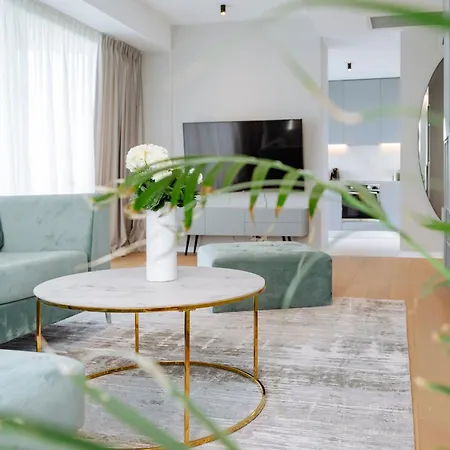 公寓 One Mircea Eliade Apartments With City & Park Views *