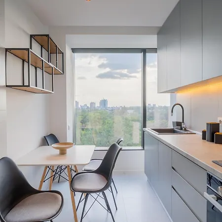 One Mircea Eliade Apartments With City & Park Views *