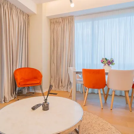 One Mircea Eliade Apartments With City & Park Views Bukarest
