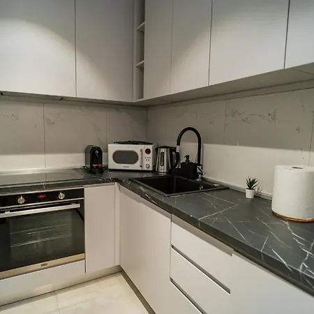 One Mircea Eliade Apartments With City & Park Views *