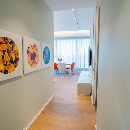 One Mircea Eliade Apartments With City & Park Views Apartment