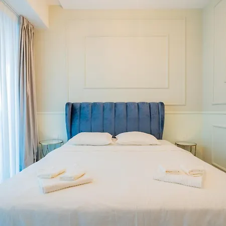 Apartment One Mircea Eliade Apartments With City & Park Views