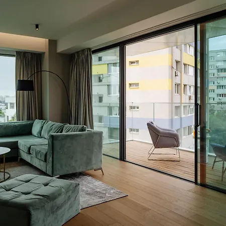 One Mircea Eliade Apartments With City & Park Views *