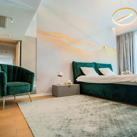 One Mircea Eliade Apartments With City & Park Views *