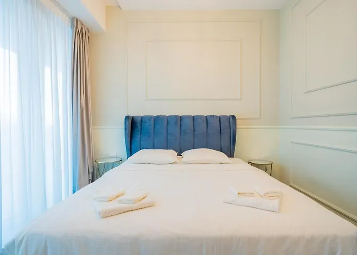 Apartman One Mircea Eliade Apartments With City & Park Views