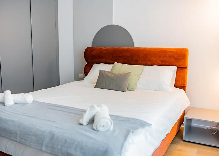 One Mircea Eliade Apartments With City & Park Views * Bukarest