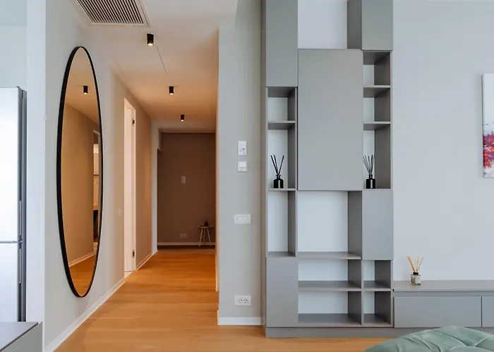 Daire One Mircea Eliade Apartments With City & Park Views
