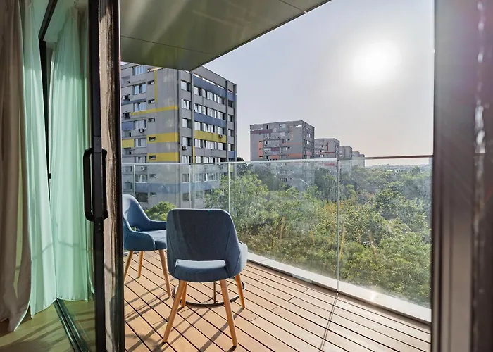 One Mircea Eliade Apartments With City & Park Views *