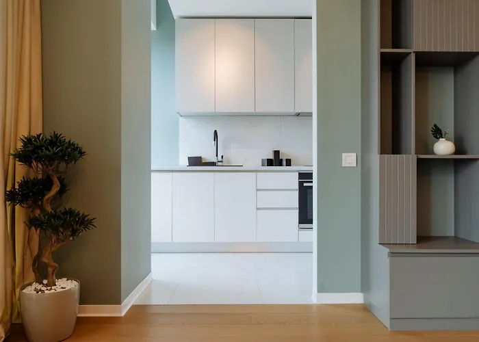 Daire One Mircea Eliade Apartments With City & Park Views