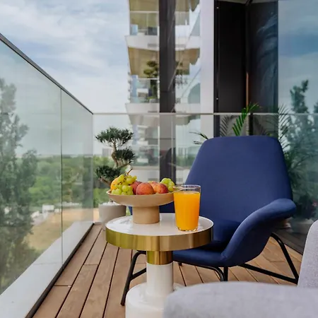 One Mircea Eliade Apartments With City & Park Views Bucharest