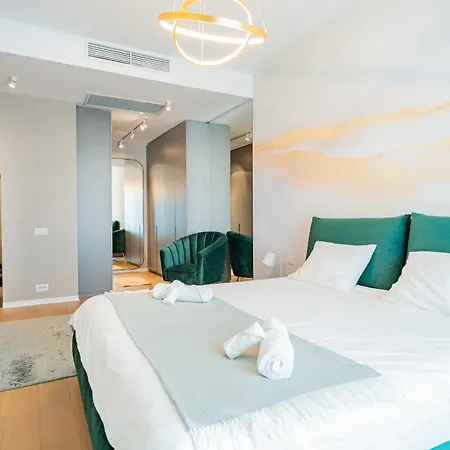 One Mircea Eliade Apartments With City & Park Views Bucharest